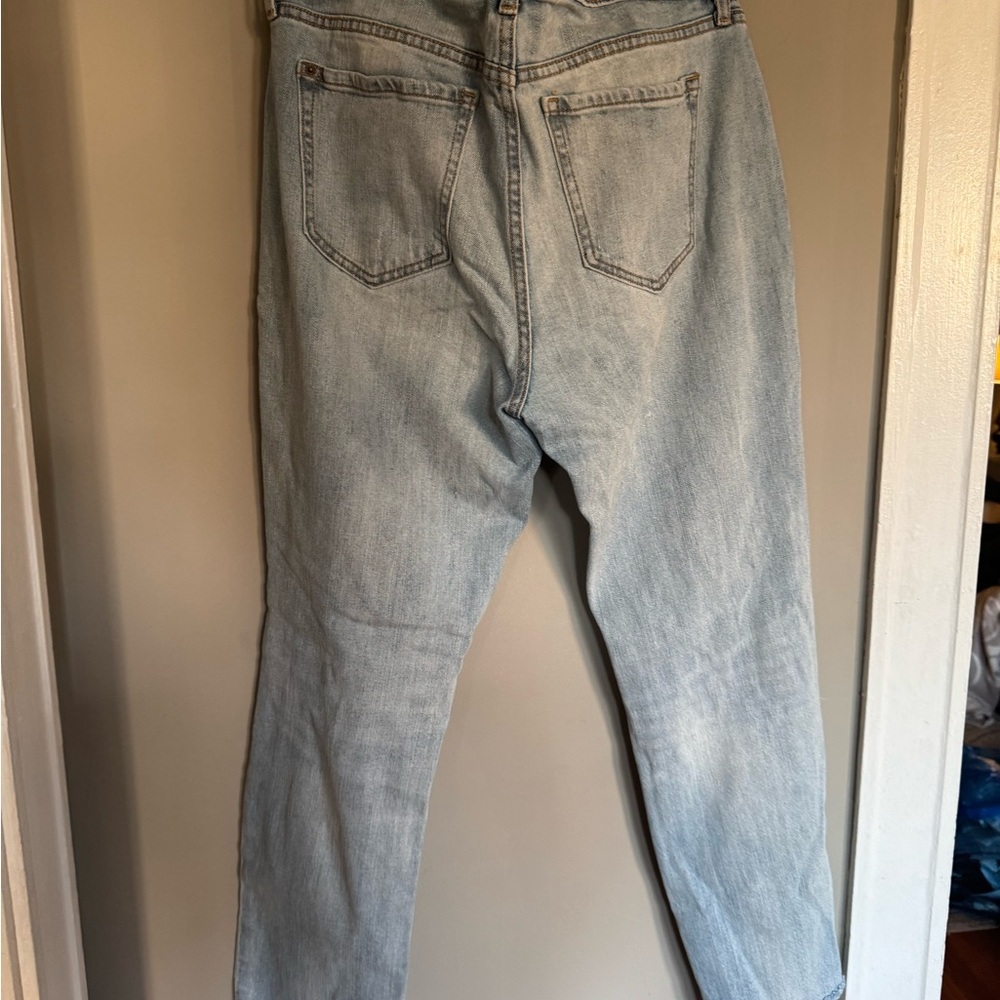 Old Navy Blue Boyfriend Jeans Distressed Style - Picture 8 of 9